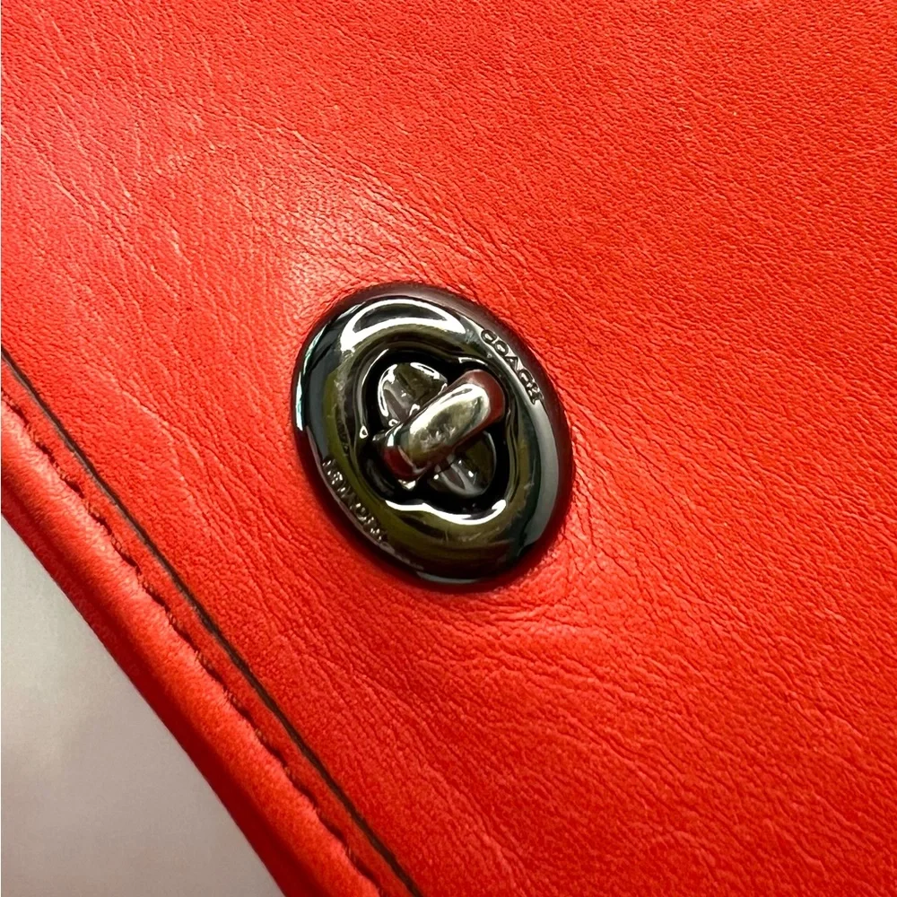 Coral Coach Crossbody Bag - Picture 2 of 5